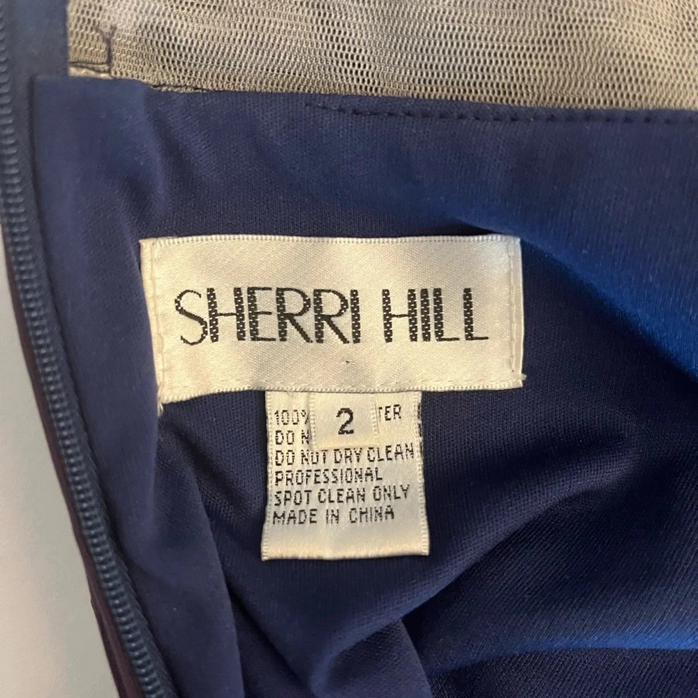 SHERRI HILL Formal evening gown/prom gown, purple size 2 - Picture 10 of 17
